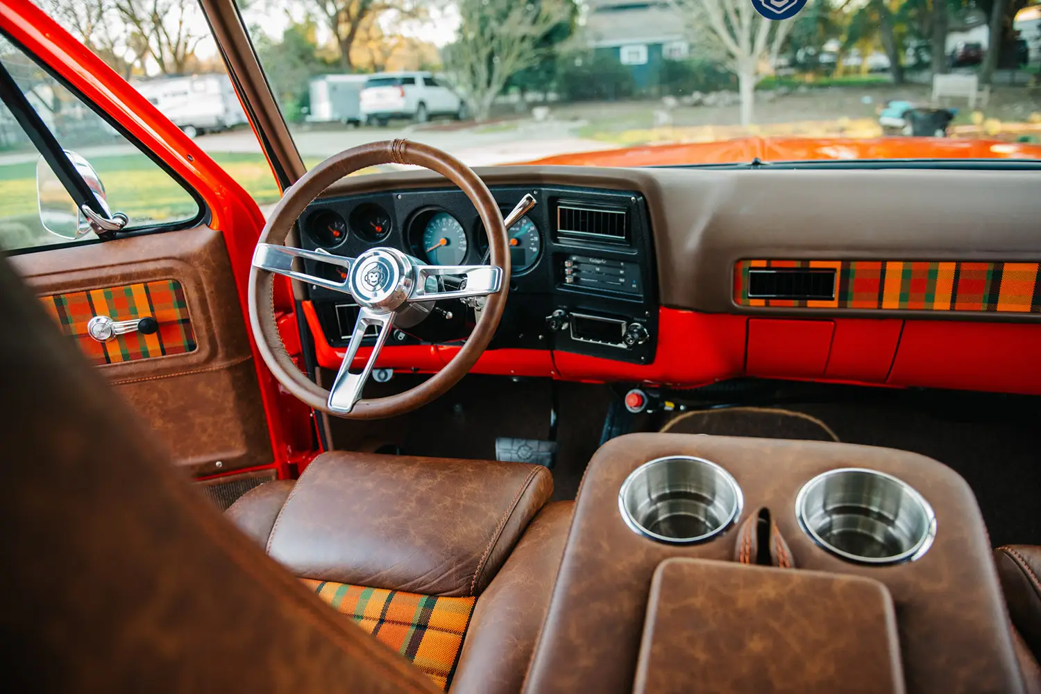 1975 Chevrolet K20 Suburban 4x4
