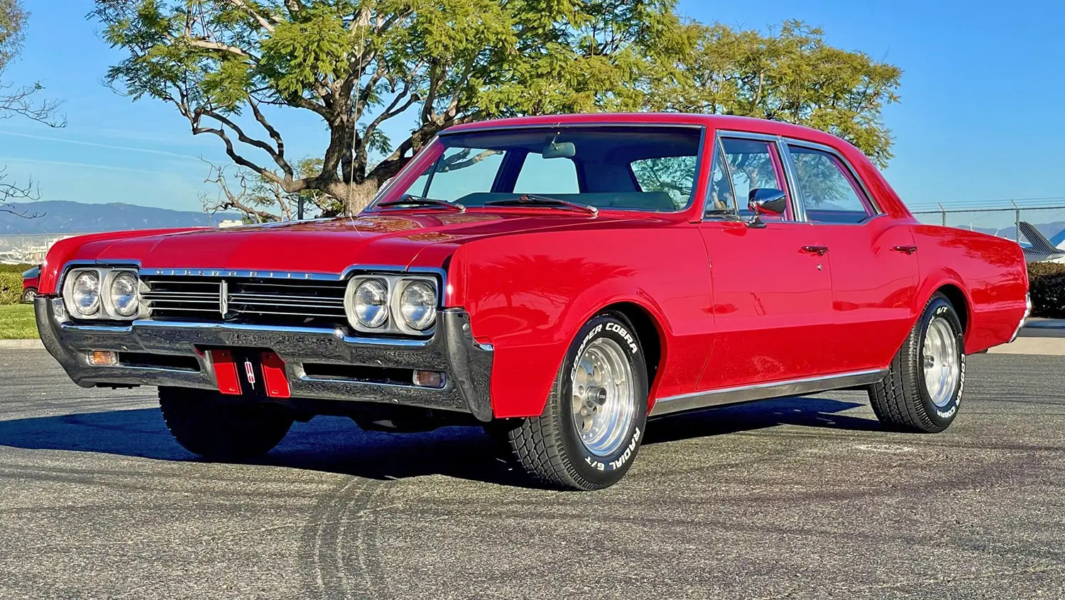1966 Oldsmobile F-85 Cutlass Deluxe