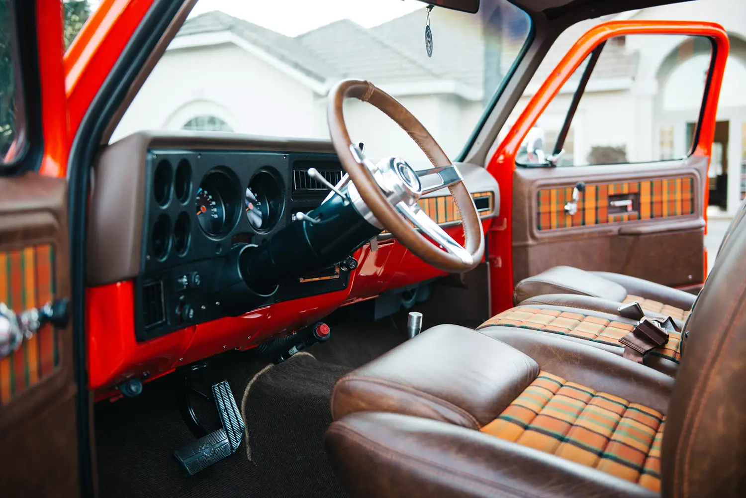 1975 Chevrolet K20 Suburban 4x4