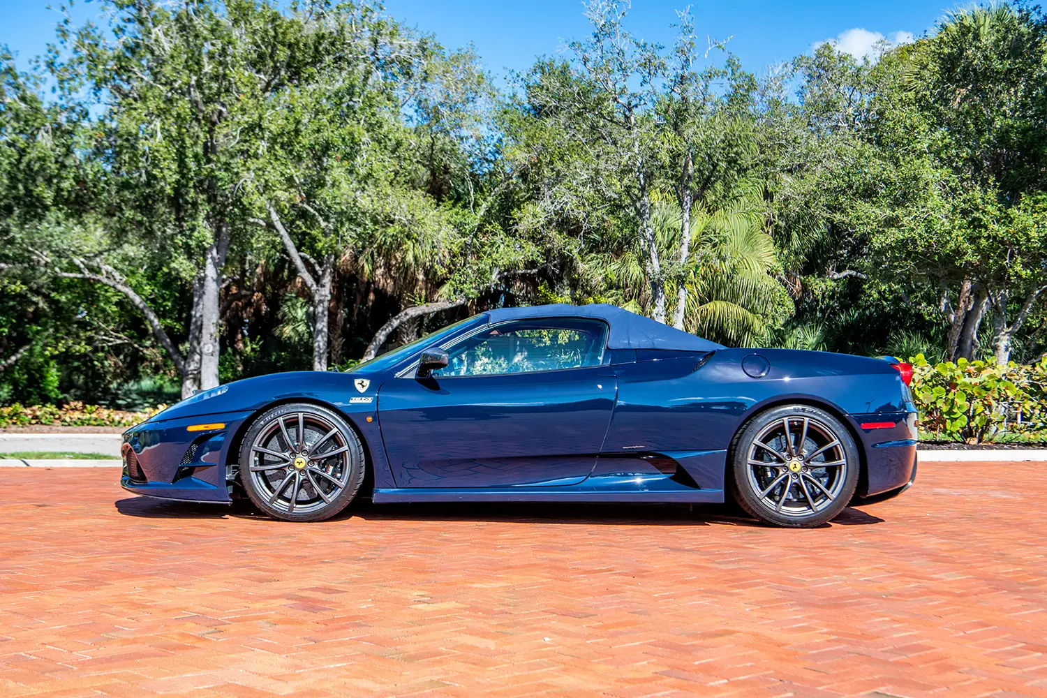 2009 Ferrari Scuderia Spider 16M