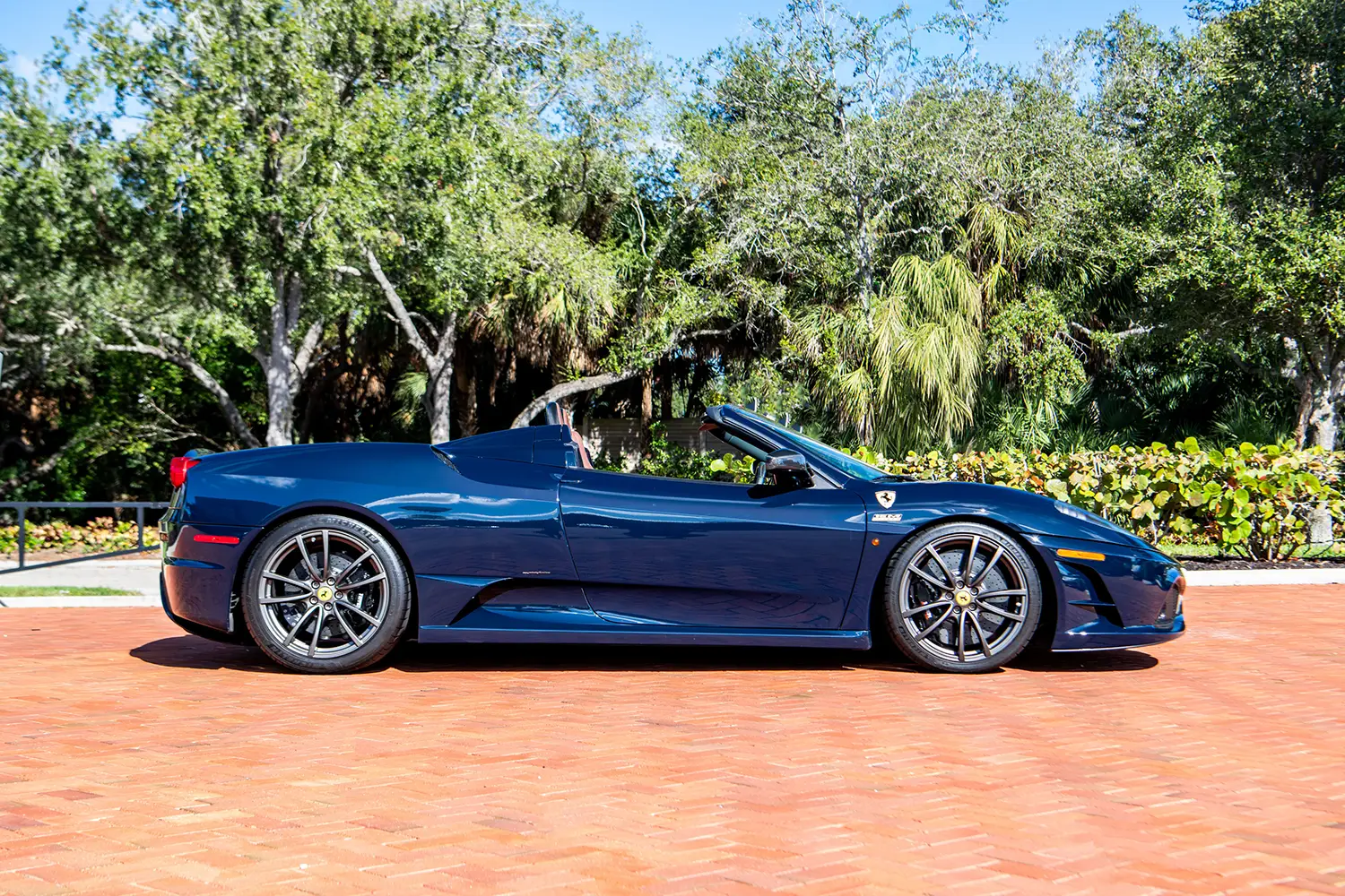 2009 Ferrari Scuderia Spider 16M