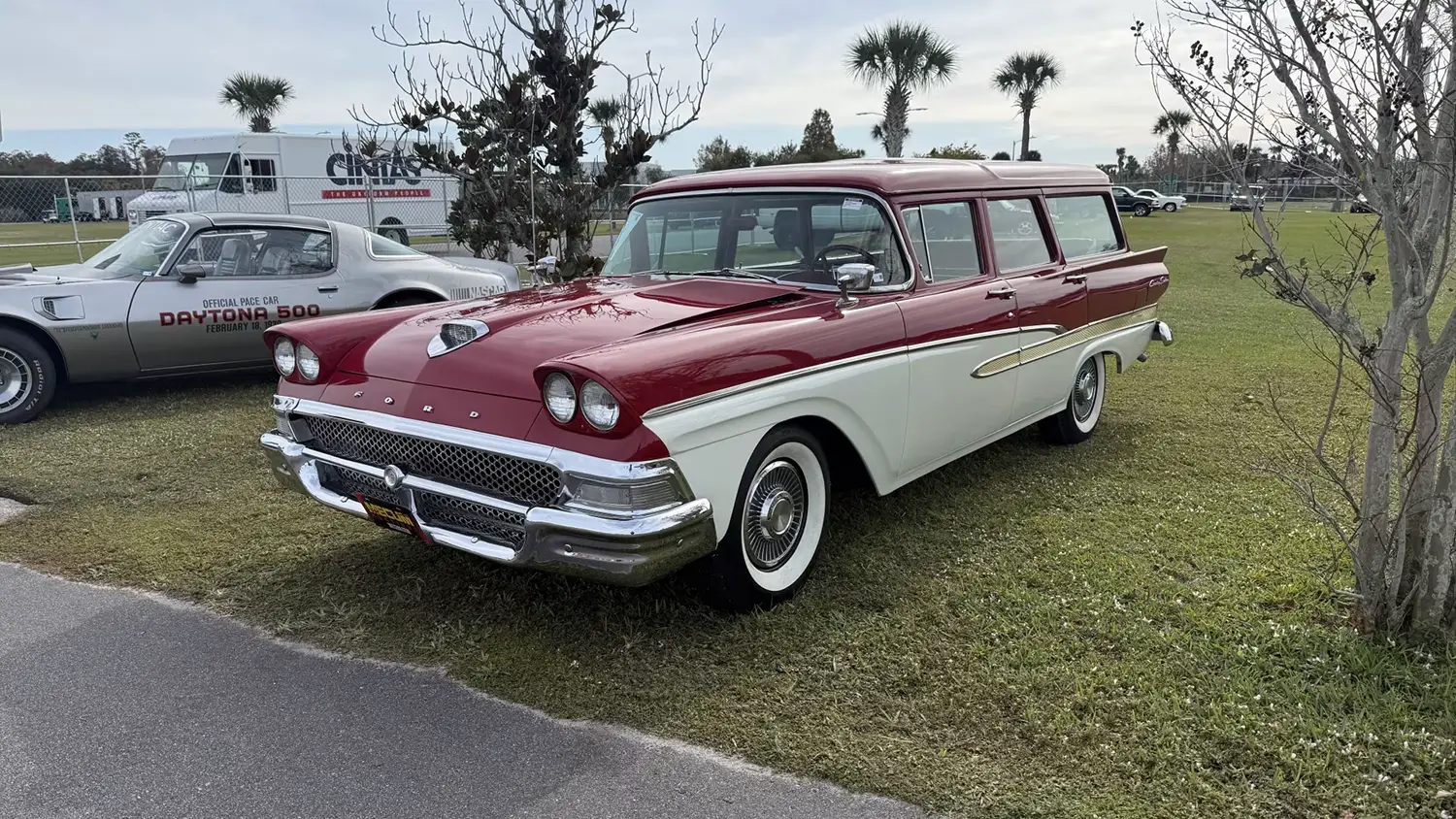 1958 Ford Country Sedan Wagon 1958 Ford Country Sedan Wagon