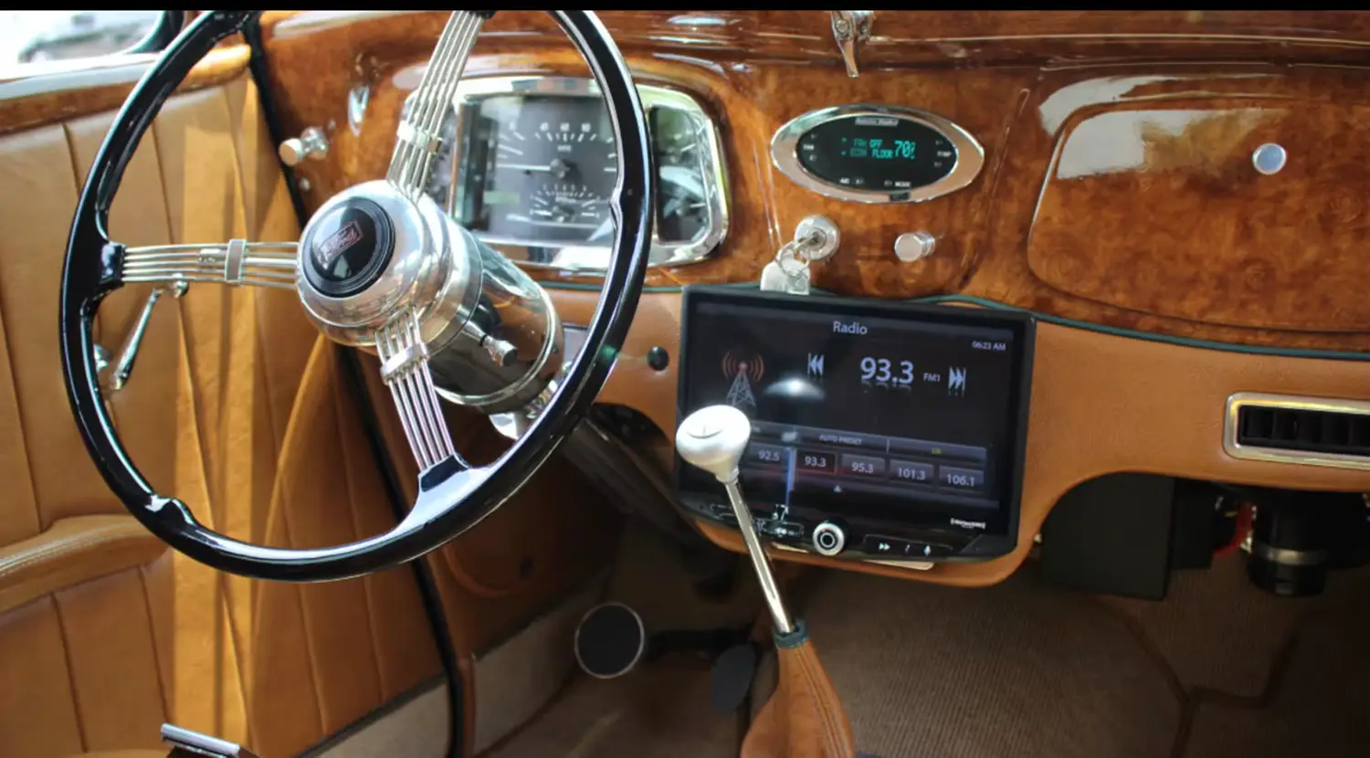 1934 Ford Deluxe Fordor Sedan