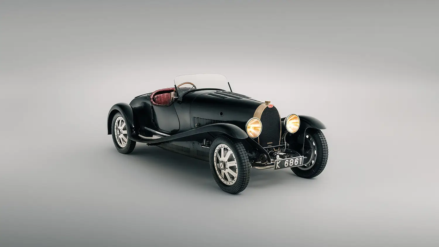 Broad Arrow Paris Rétromobile