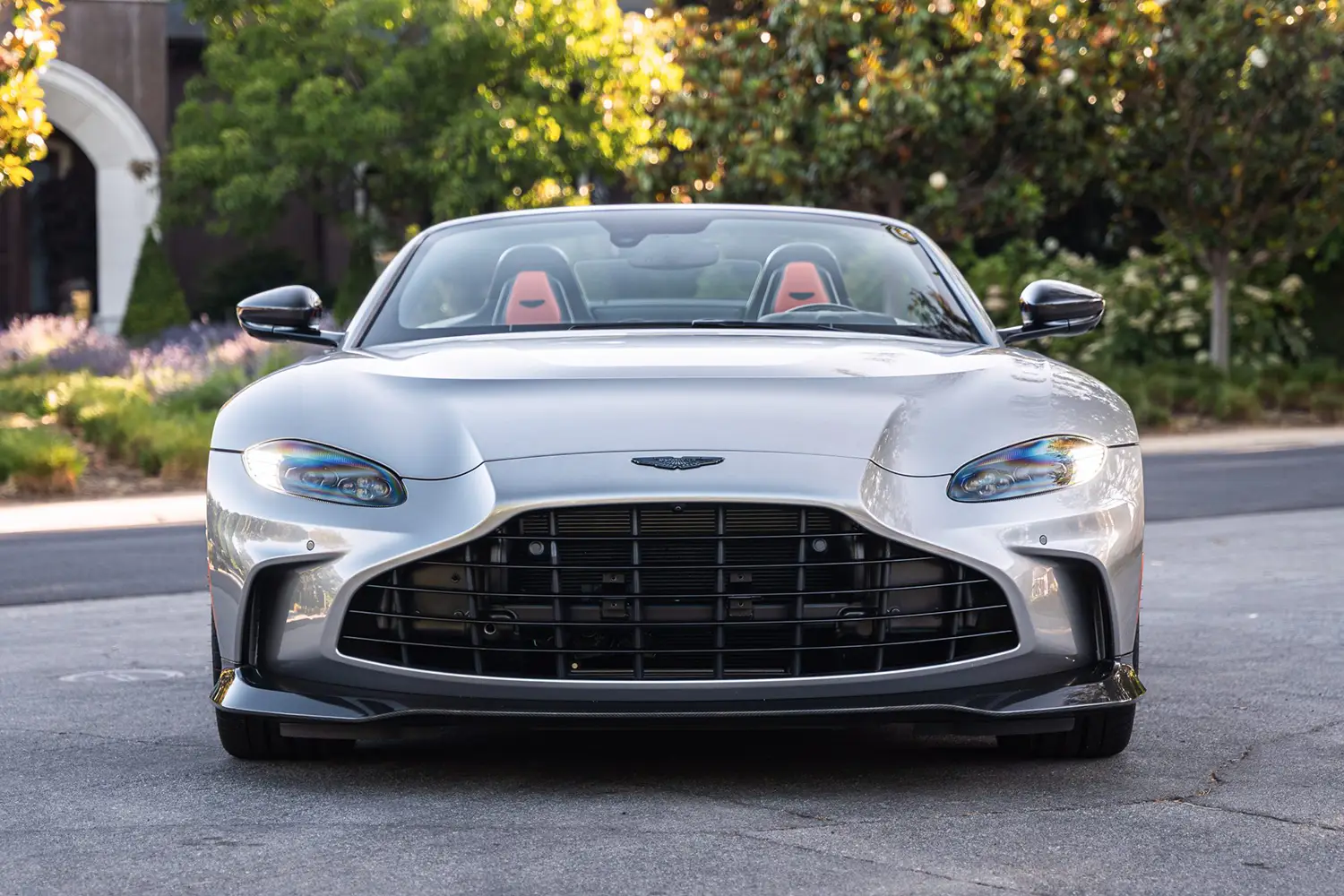 2023 Aston Martin V12 Vantage Roadster