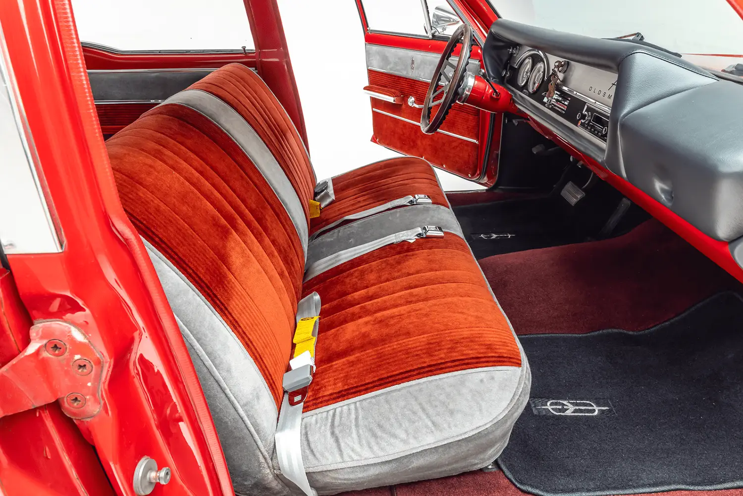 1966 Oldsmobile F-85 Cutlass Deluxe