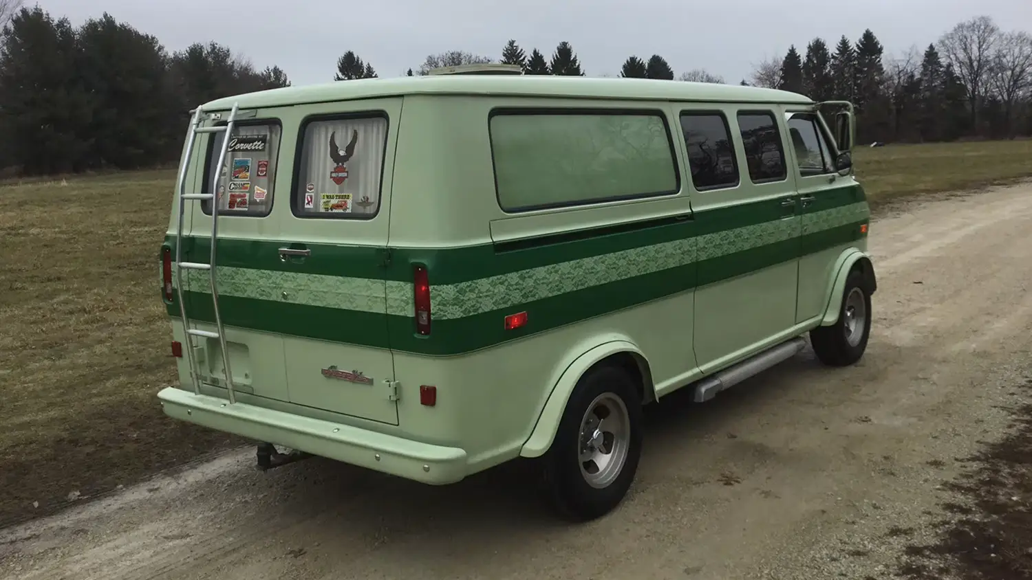 1972 Ford E-200 Van 1972 Ford E-200 Van