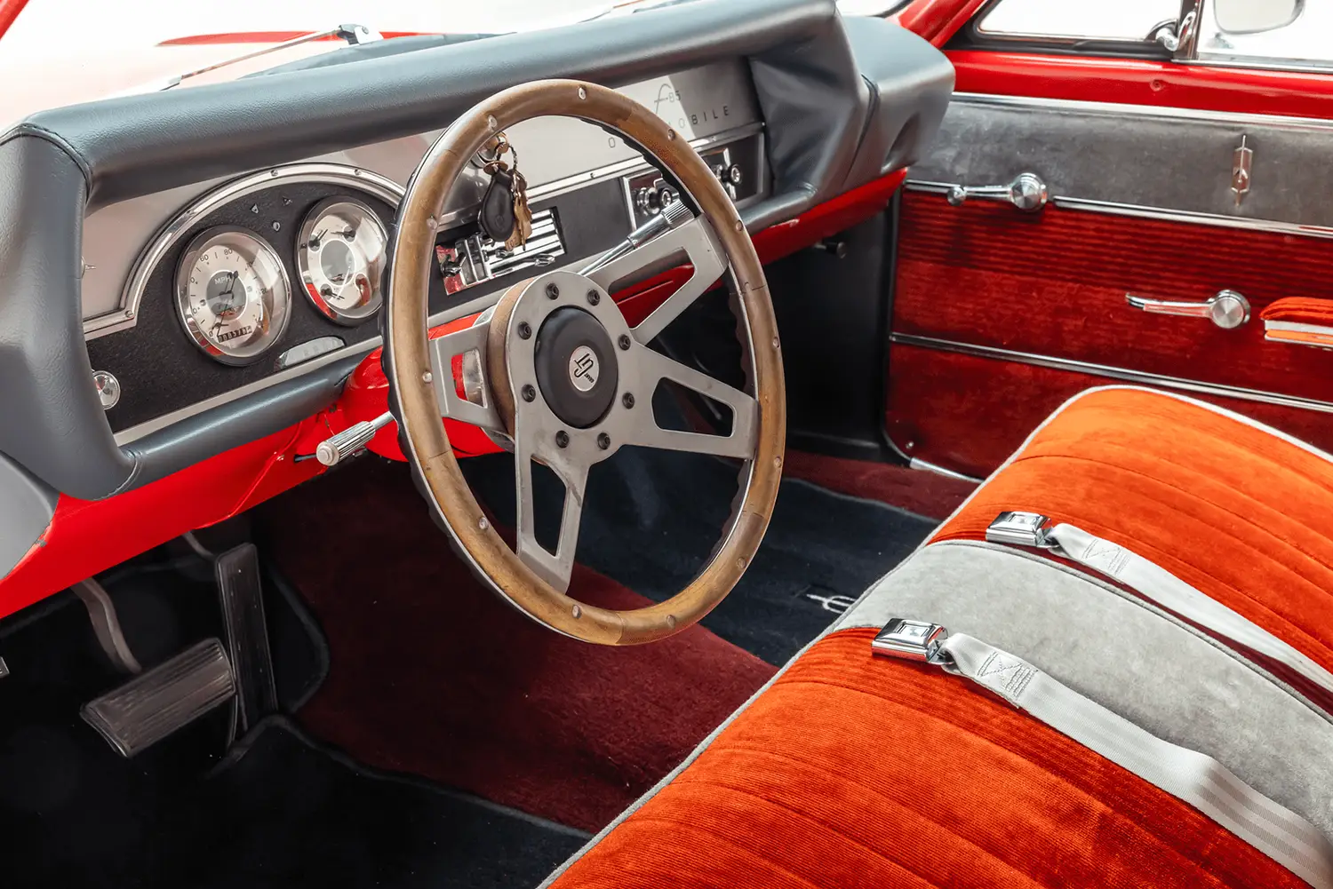 1966 Oldsmobile F-85 Cutlass Deluxe