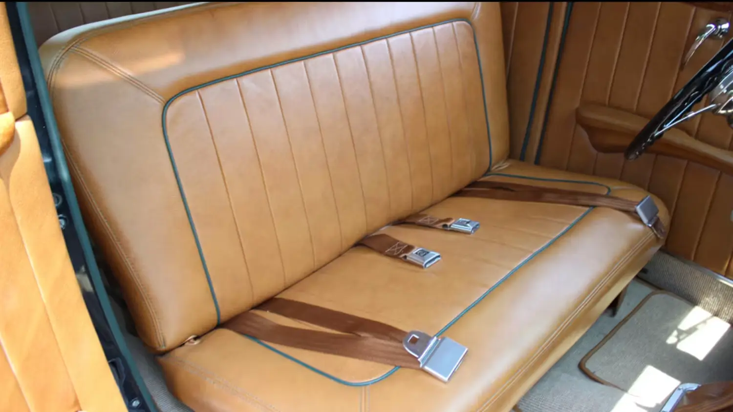 1934 Ford Deluxe Fordor Sedan