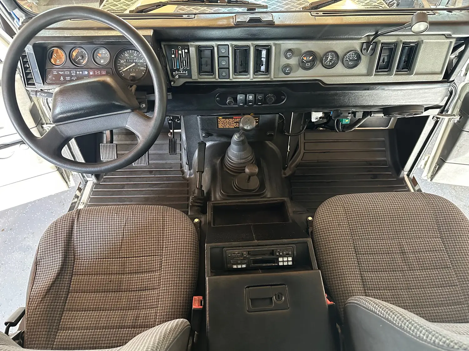 1993 Land Rover Defender 110 NAS