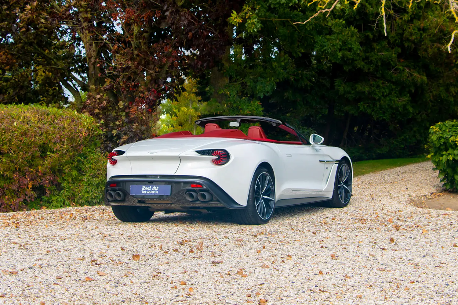 2017 Aston Martin Vanquish Zagato Volante 2017 Aston Martin Vanquish Zagato Volante