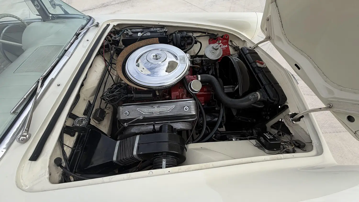 1957 Ford Thunderbird