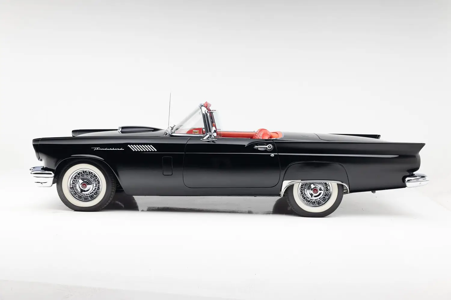 1957 Ford Thunderbird