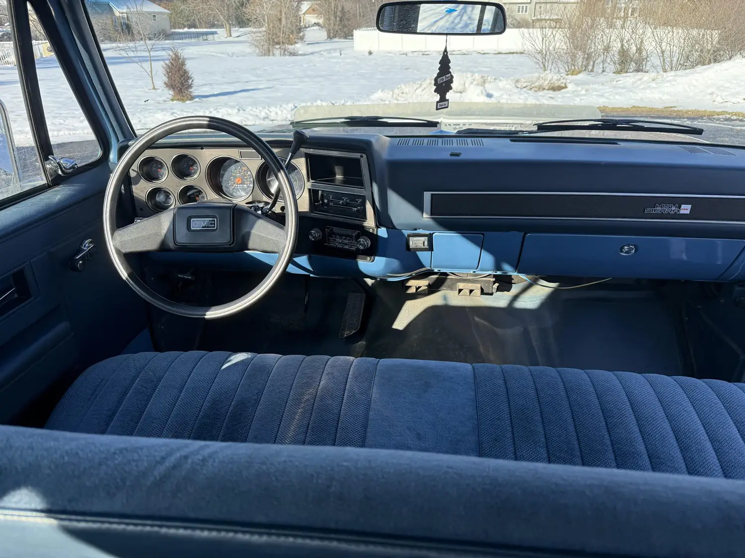 1985 GMC Suburban C2500 High Sierra