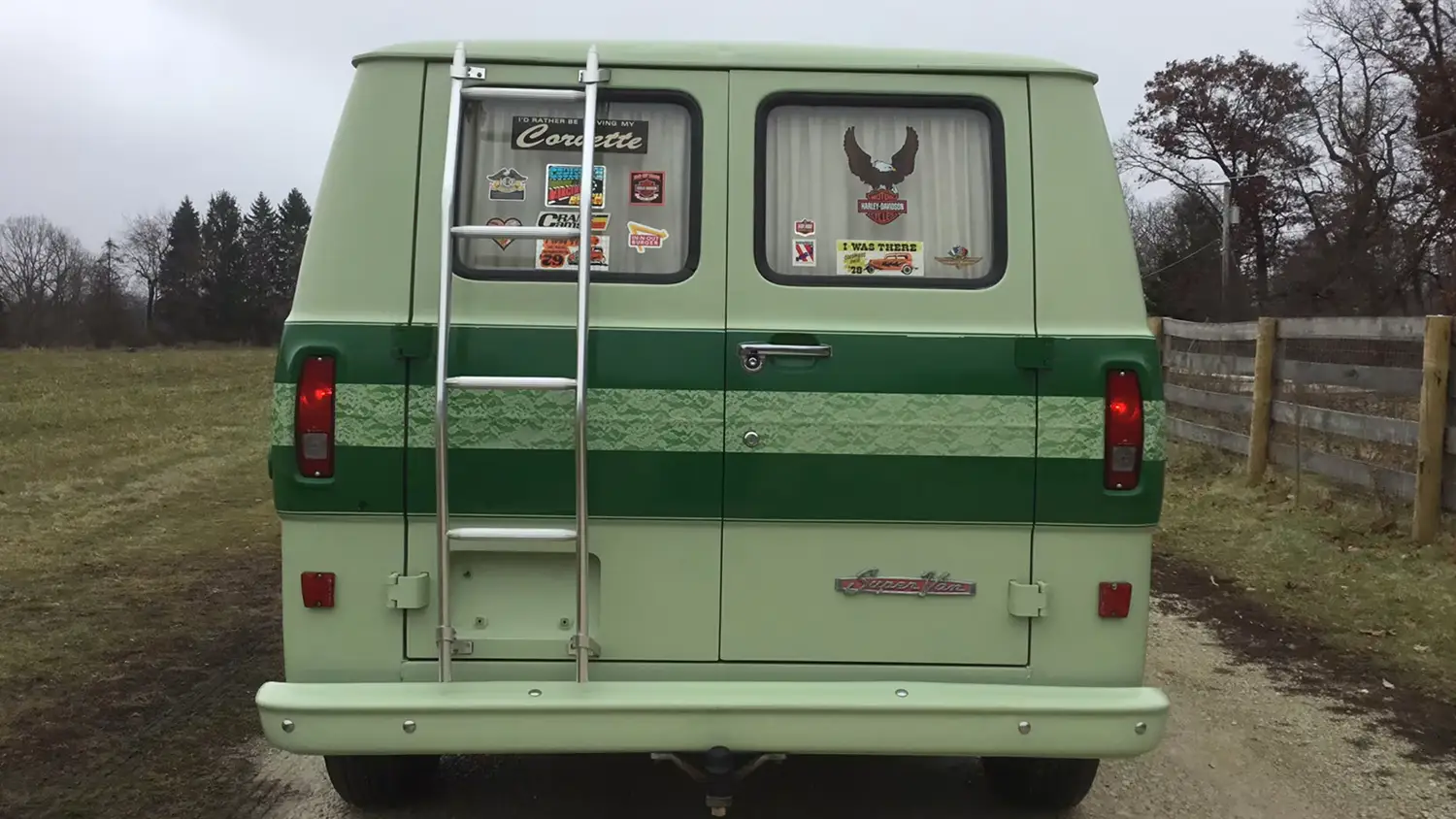 1972 Ford E-200 Van 1972 Ford E-200 Van