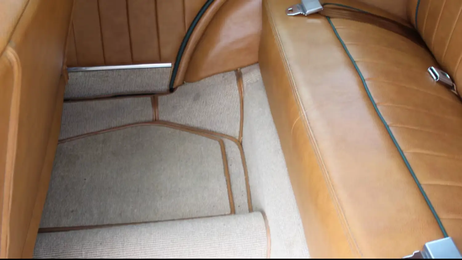 1934 Ford Deluxe Fordor Sedan