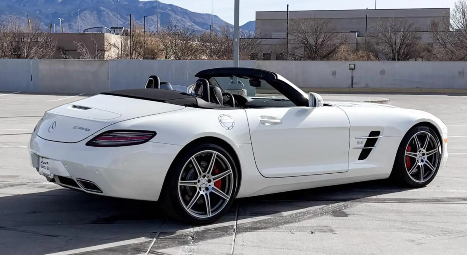 2012 Mercedes-Benz SLS AMG Roadster 2012 Mercedes-Benz SLS AMG Roadster