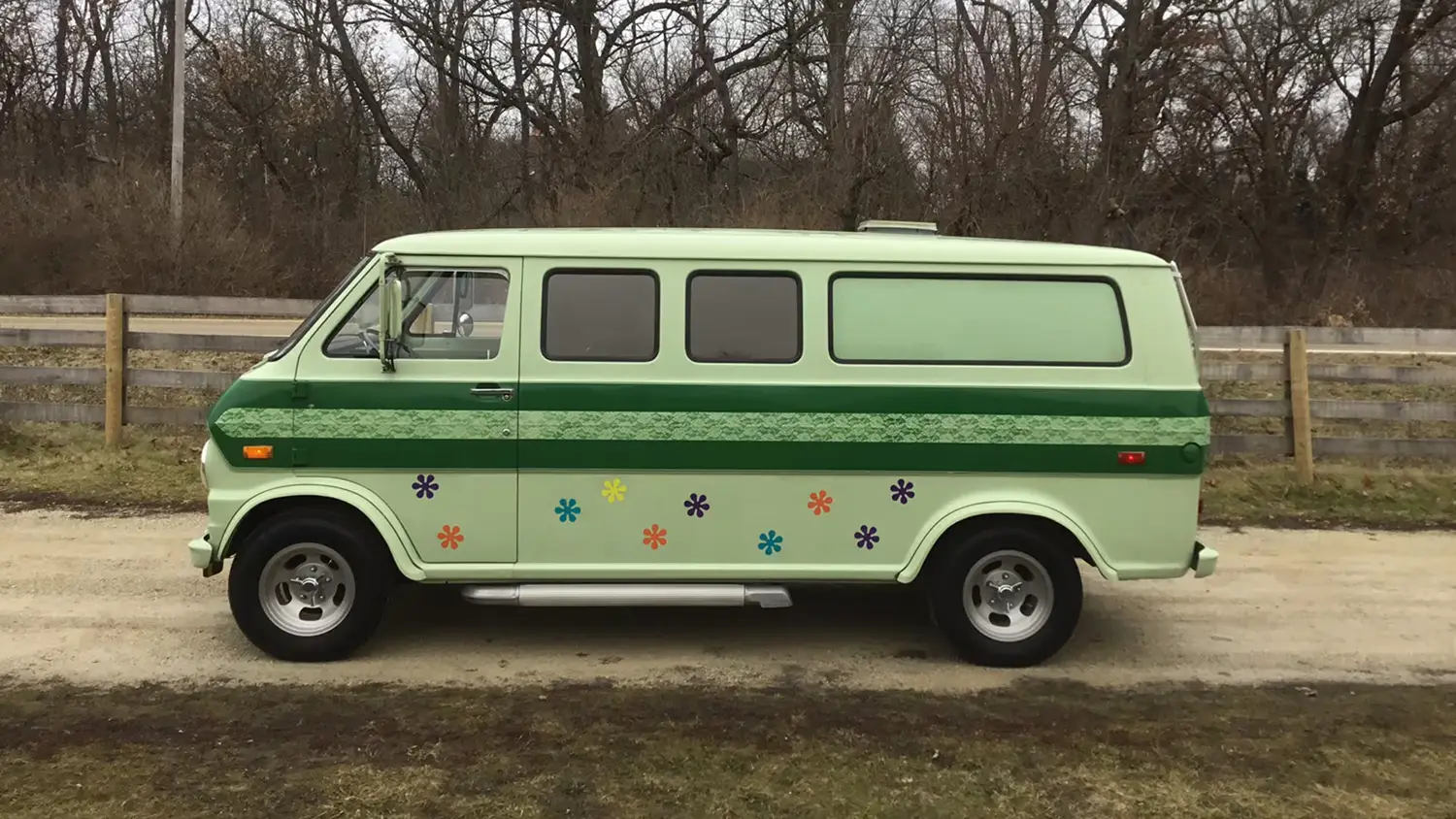 1972 Ford E-200 Van 1972 Ford E-200 Van