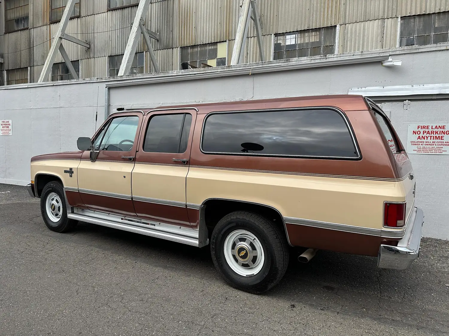 1986 Chevrolet C20 Suburban 1986 Chevrolet C20 Suburban