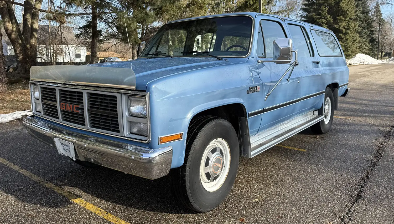 1985 GMC Suburban C2500 High Sierra