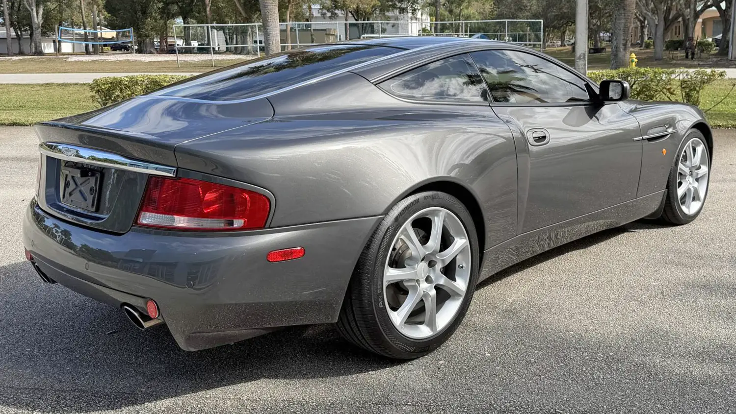 2004 Aston Martin V12 Vanquish
