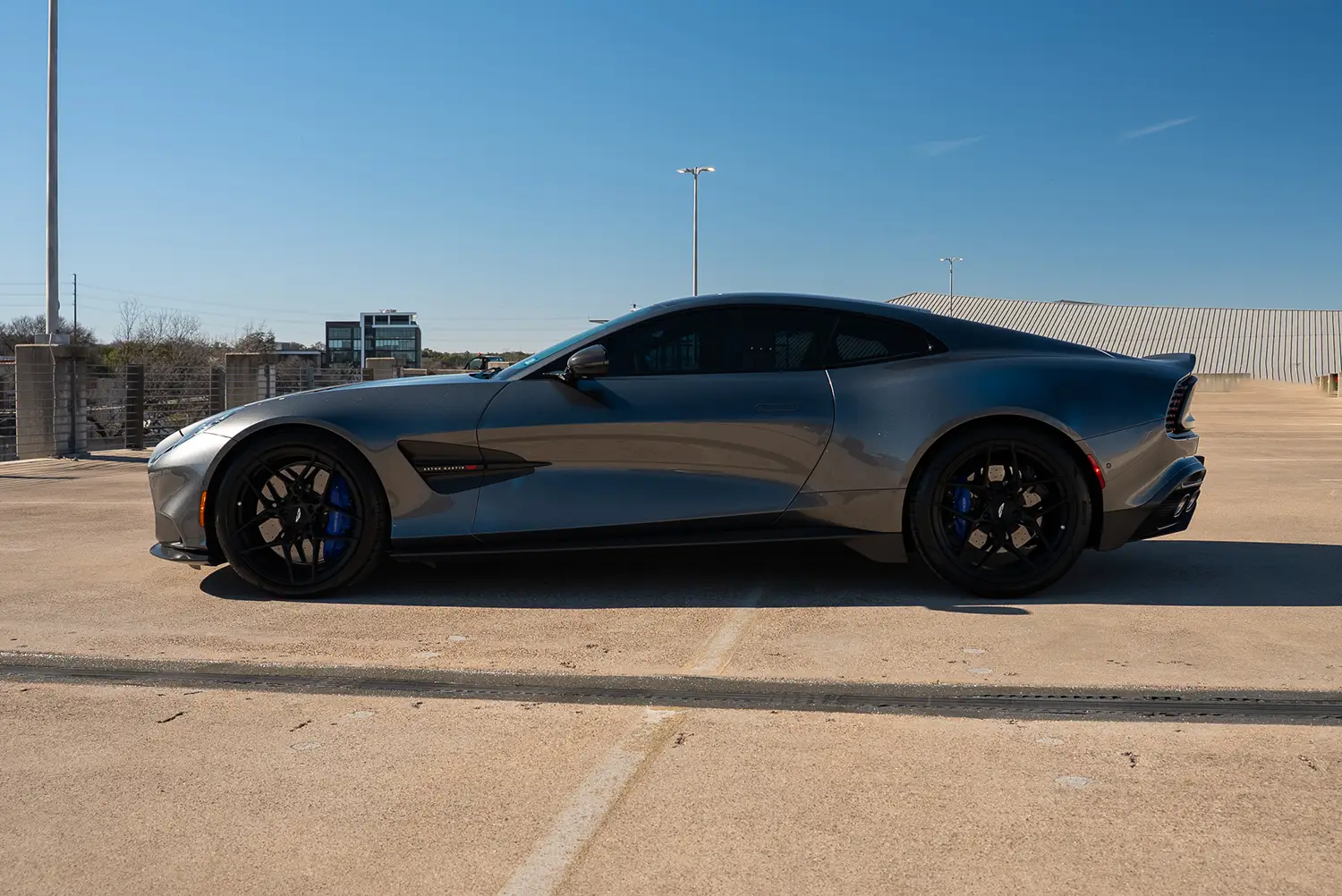 2025 Aston Martin Vanquish