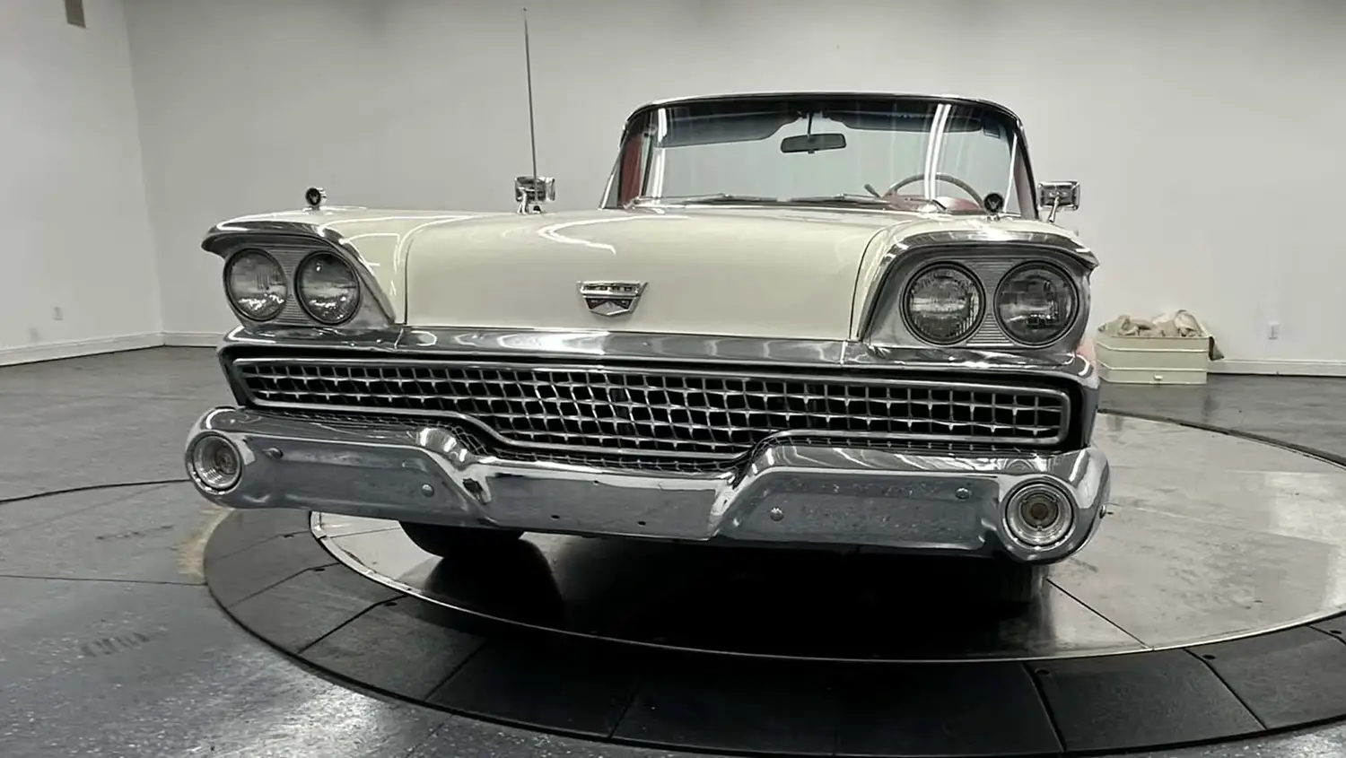 1959 Ford Fairlane 500 Galaxie Skyliner