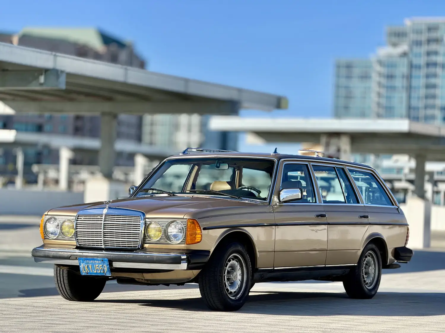 1982 Mercedes-Benz 300TD Turbo