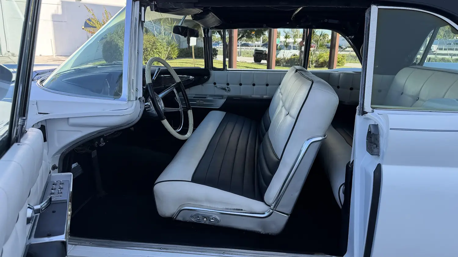 1960 Lincoln Continental Mark V convertible 1960 Lincoln Continental Mark V convertible