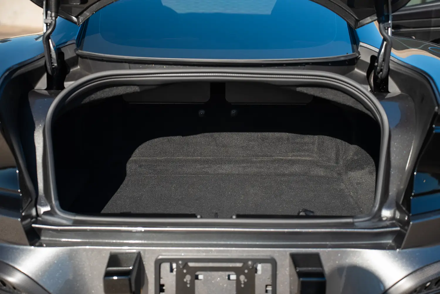 2025 Aston Martin Vanquish