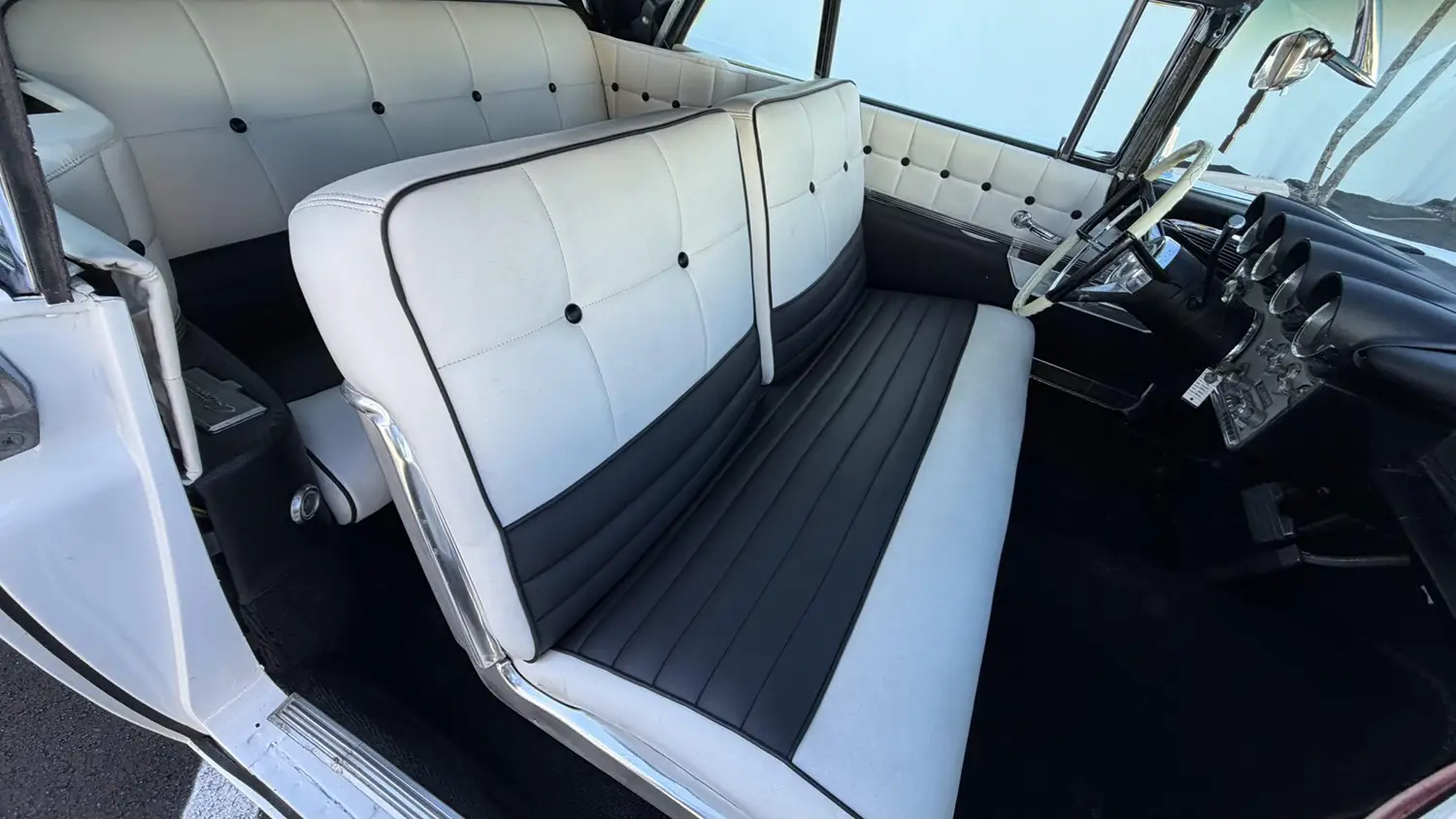 1960 Lincoln Continental Mark V convertible 1960 Lincoln Continental Mark V convertible