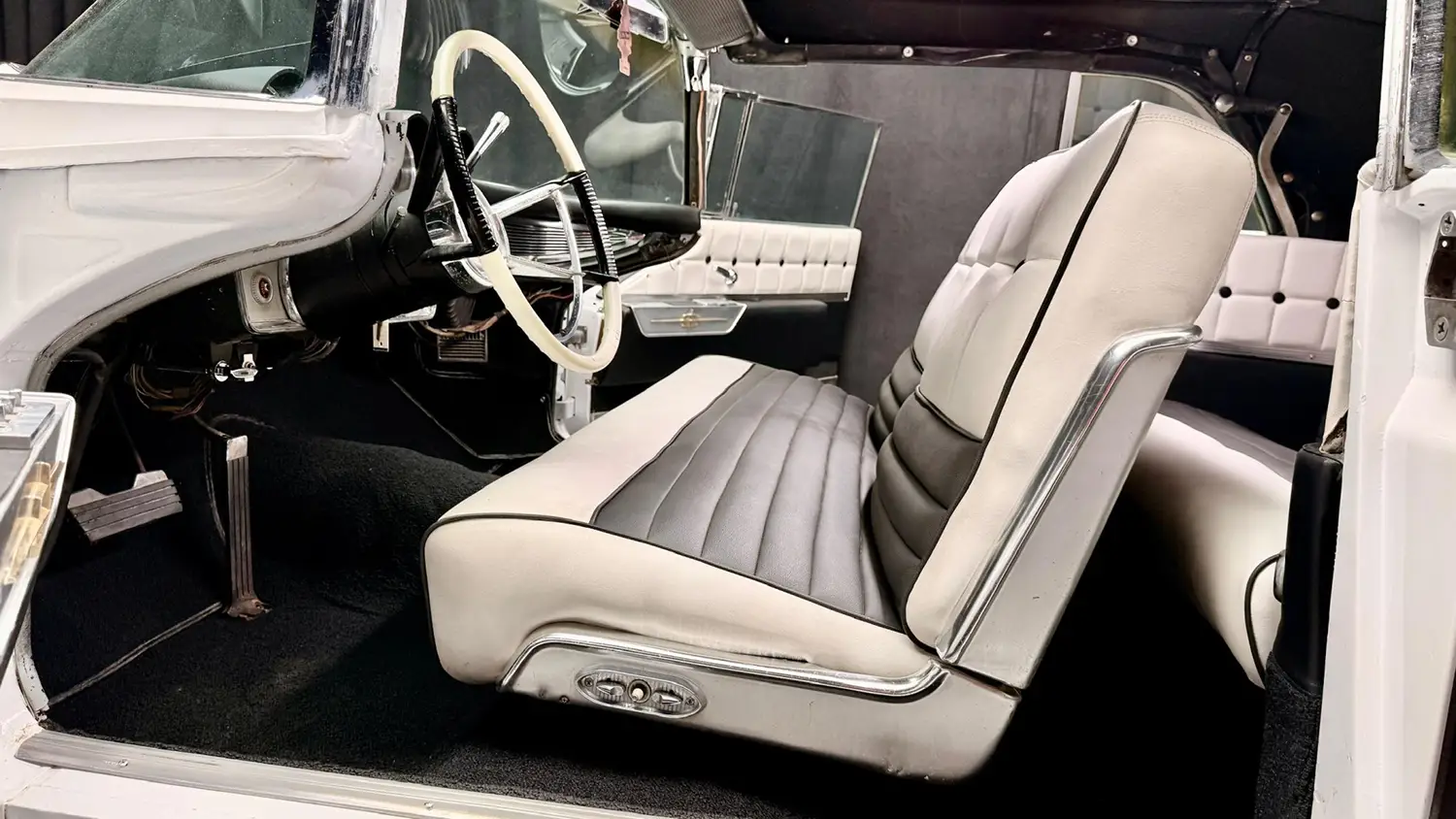 1960 Lincoln Continental Mark V convertible 1960 Lincoln Continental Mark V convertible