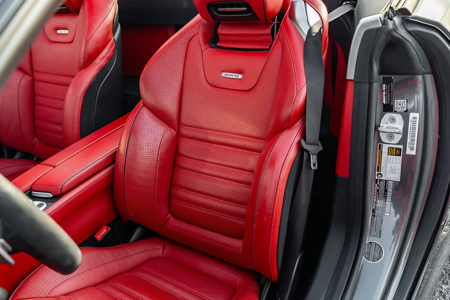 2015 Mercedes-Benz SL63 AMG