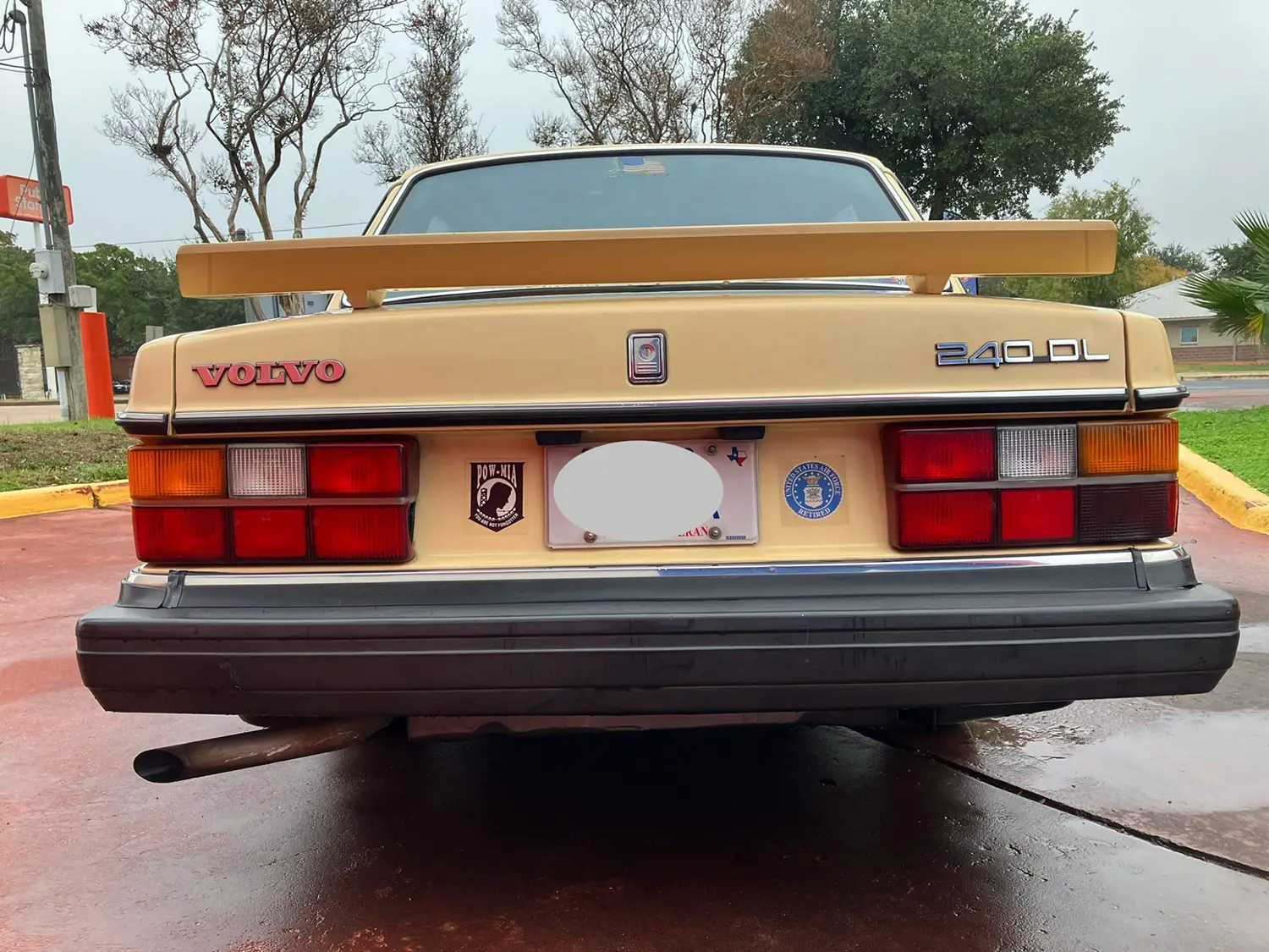 1987 Volvo 240 Sedan