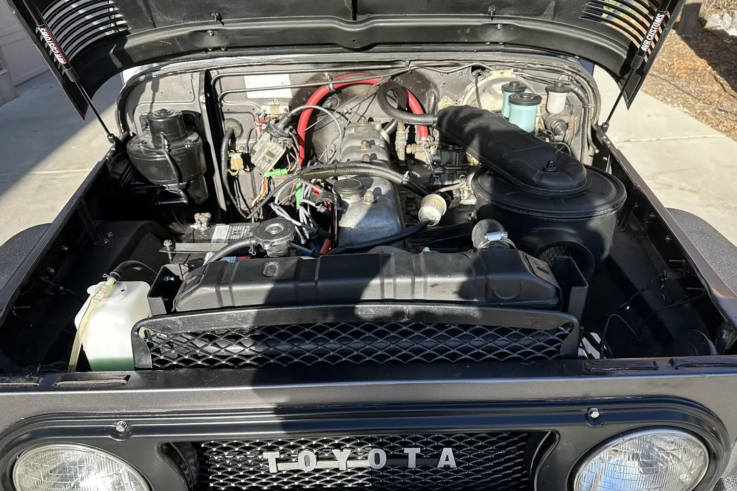 1971 Toyota FJ-40 Land Cruiser