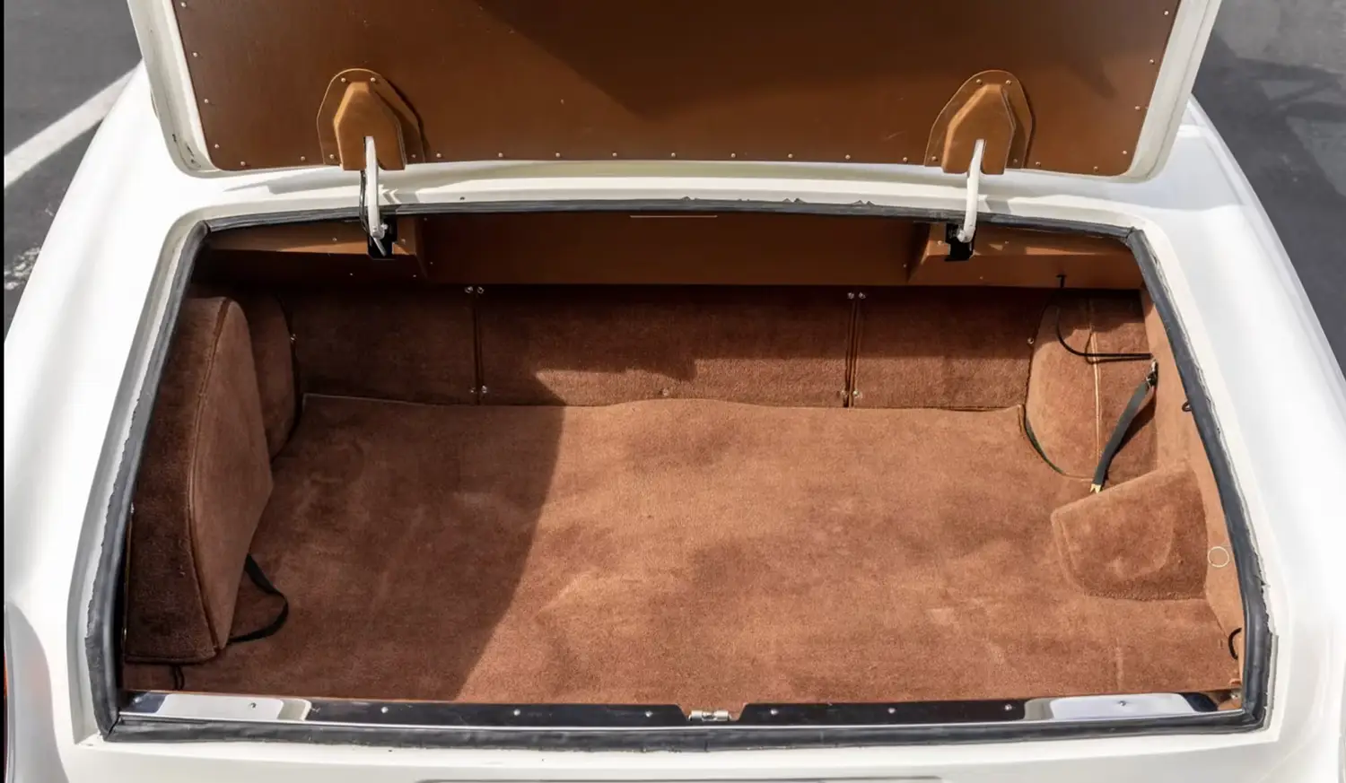 1976 Rolls-Royce Corniche Drophead Coupe 1976 Rolls-Royce Corniche Drophead Coupe