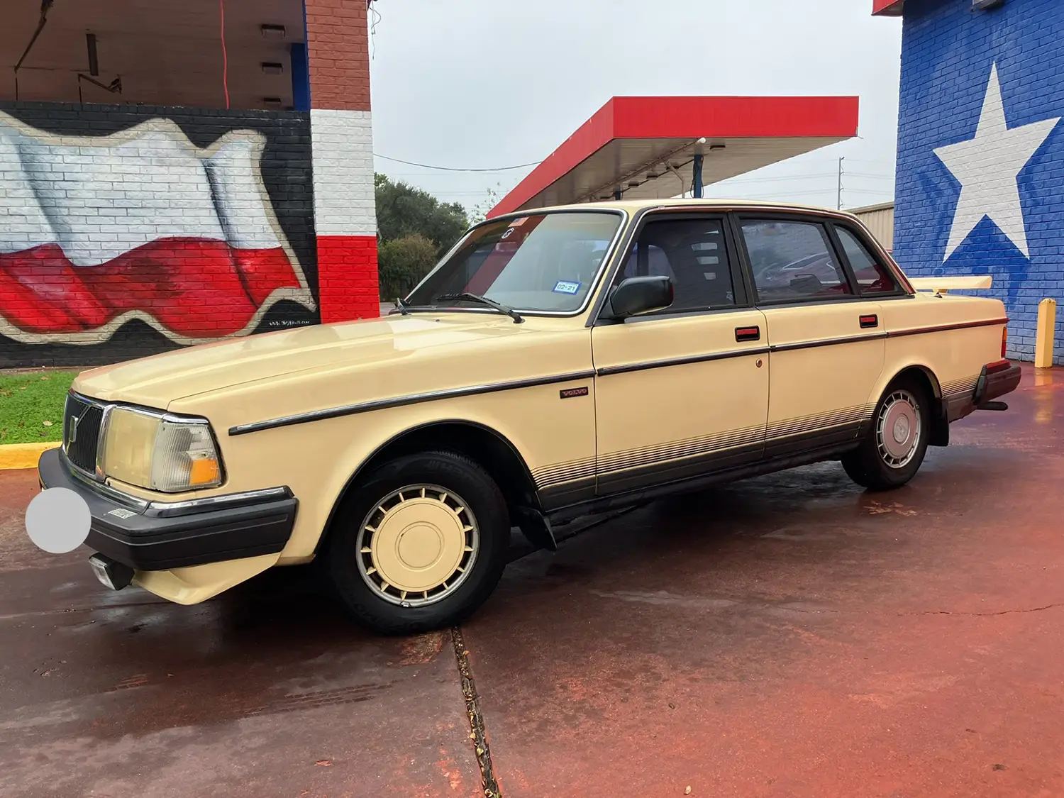 1987 Volvo 240 Sedan