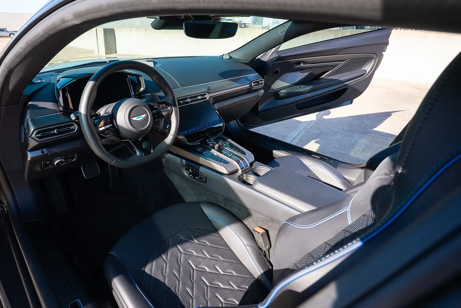 2025 Aston Martin Vanquish