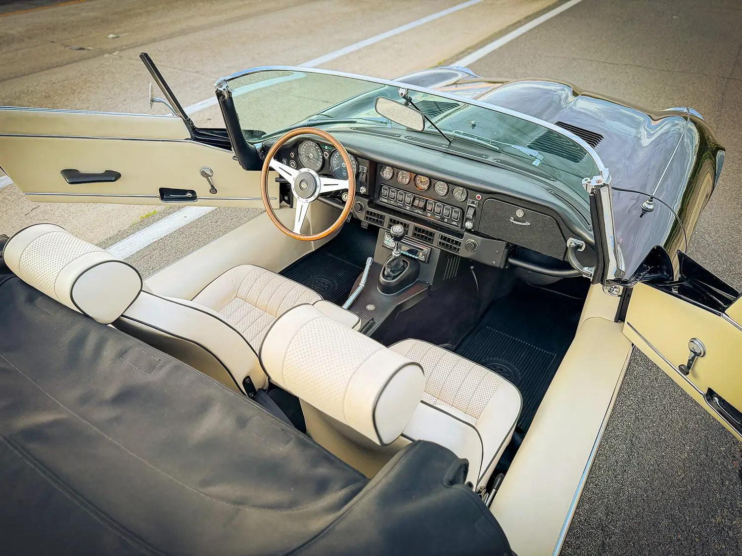 1972 Jaguar E-Type Series III Roadster Conversion