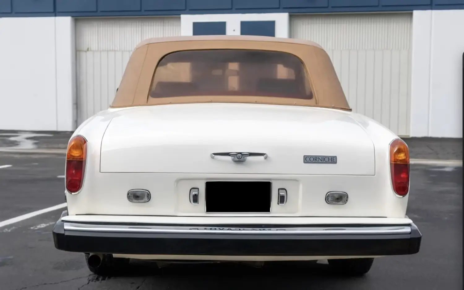 1976 Rolls-Royce Corniche Drophead Coupe 1976 Rolls-Royce Corniche Drophead Coupe