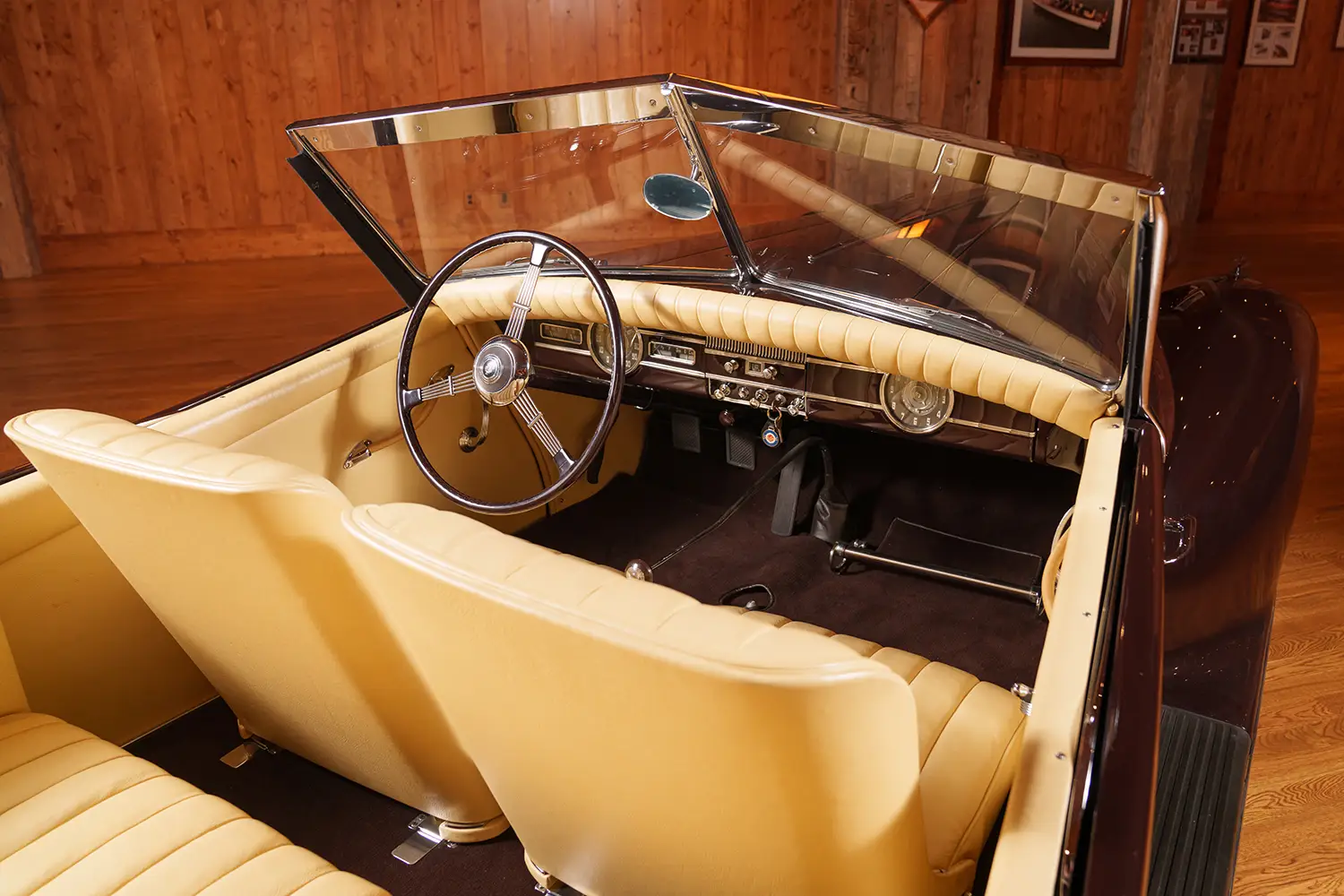 1938 Packard 1601 Eight Convertible Victoria