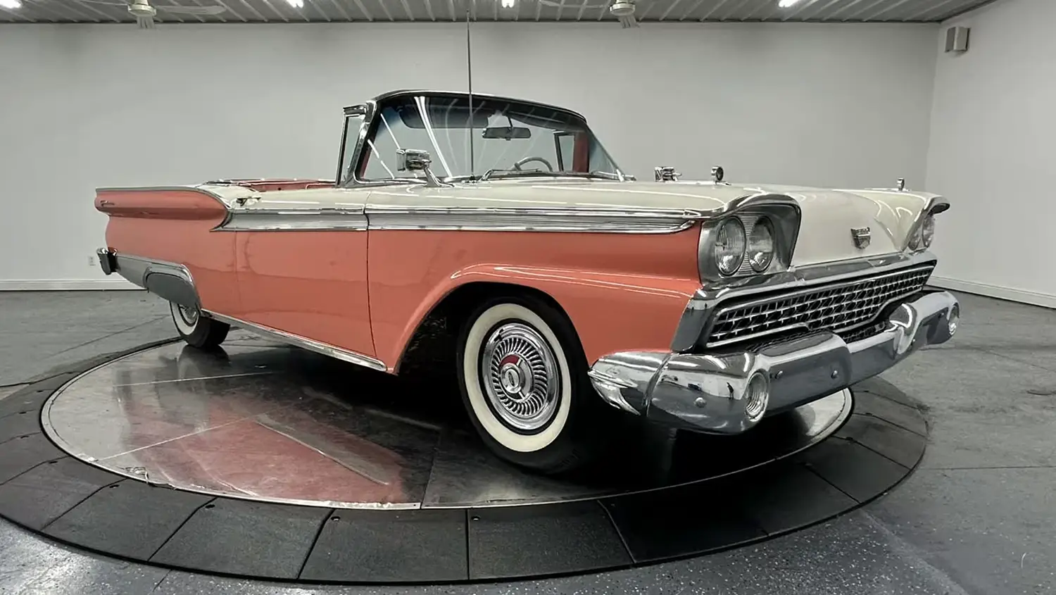 1959 Ford Fairlane 500 Galaxie Skyliner