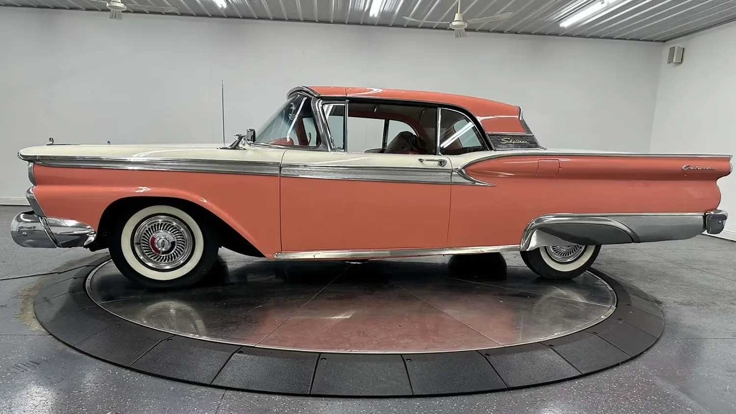 1959 Ford Fairlane 500 Galaxie Skyliner