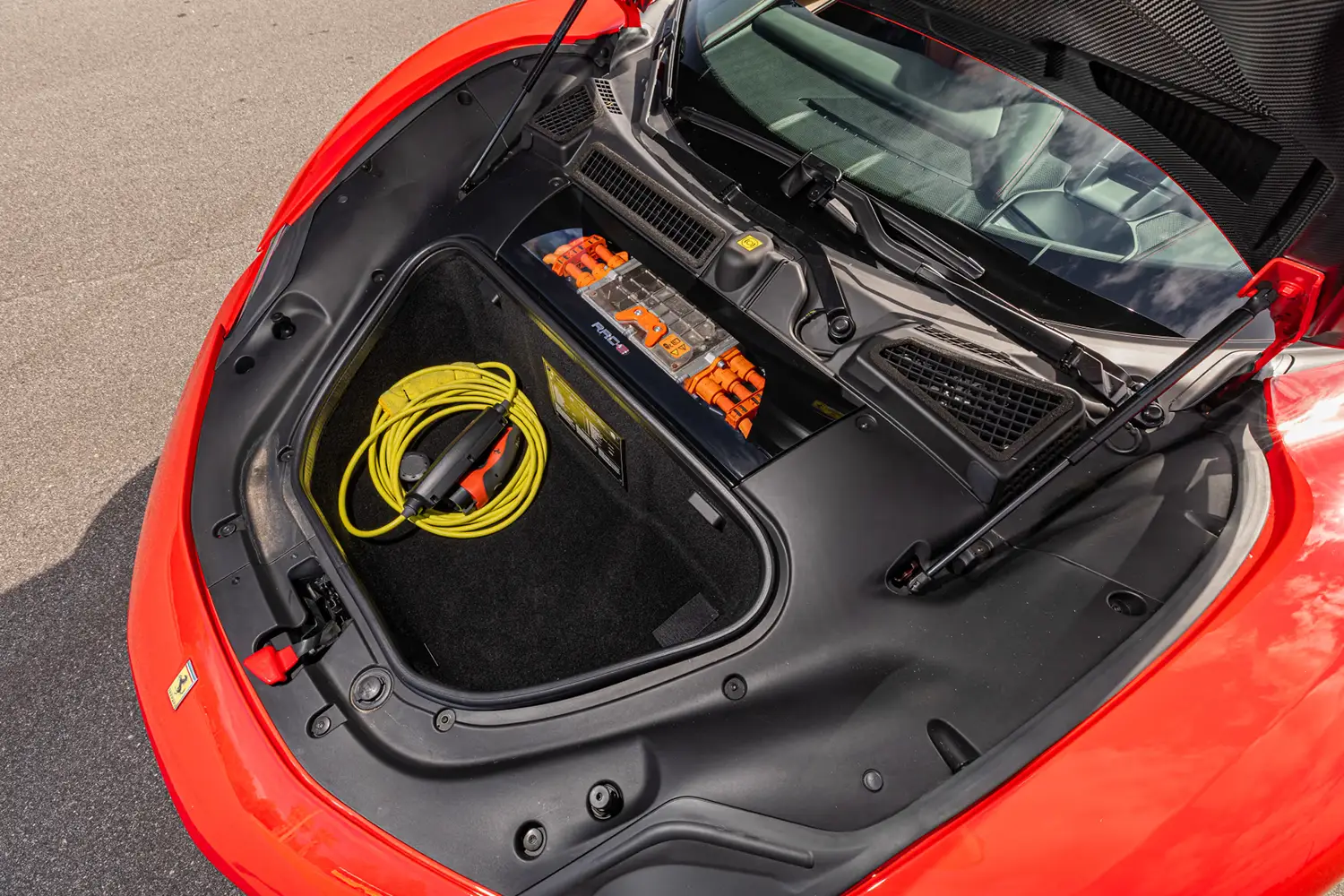 2022 Ferrari SF90 Spider