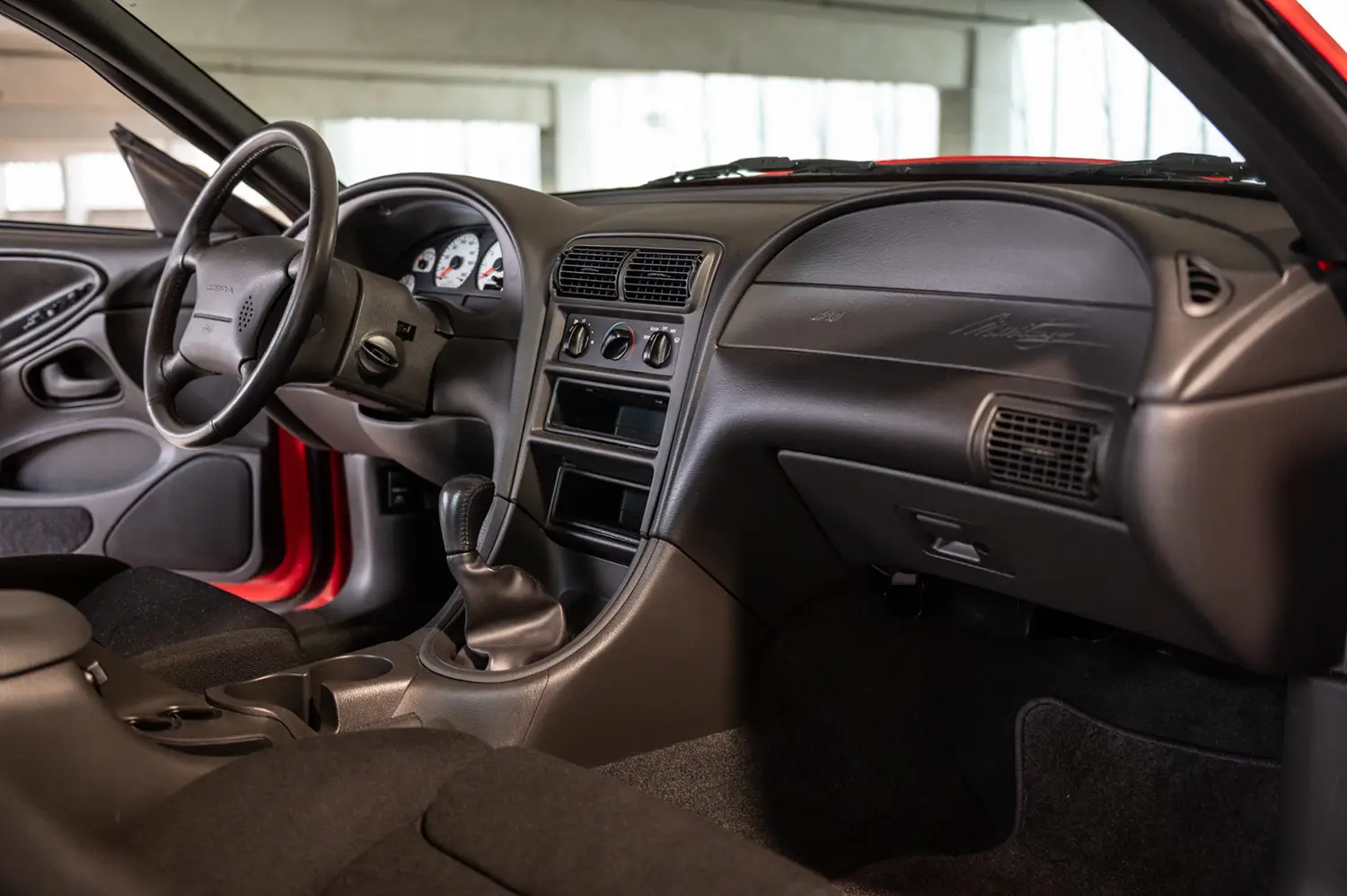 2000 Ford Mustang SVT Cobra R