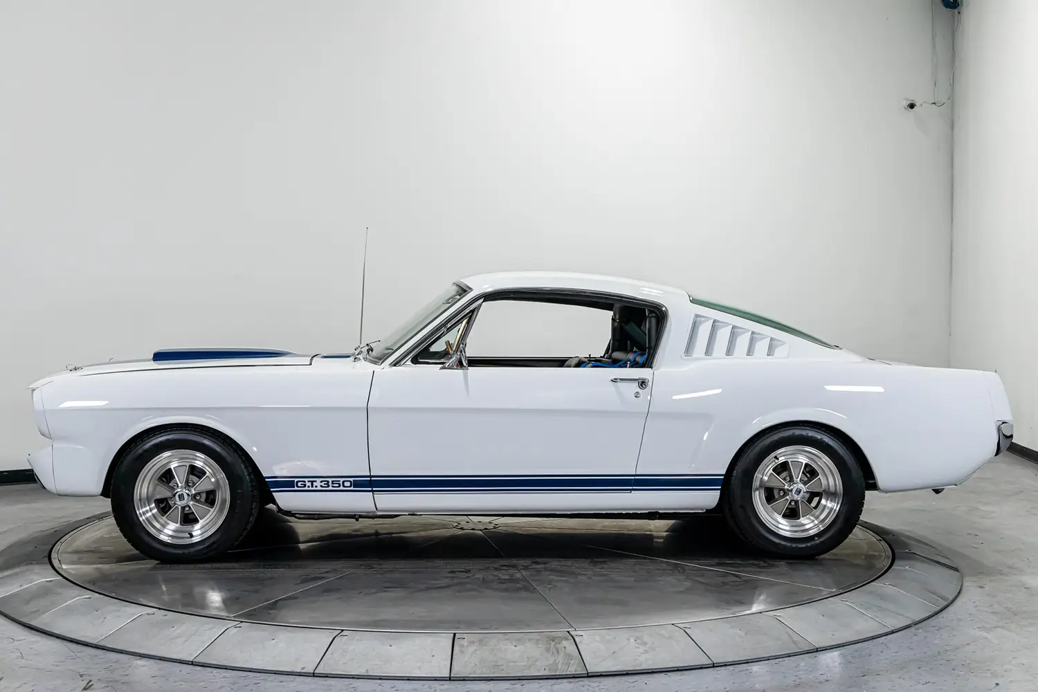 1965 Ford Mustang Fastback