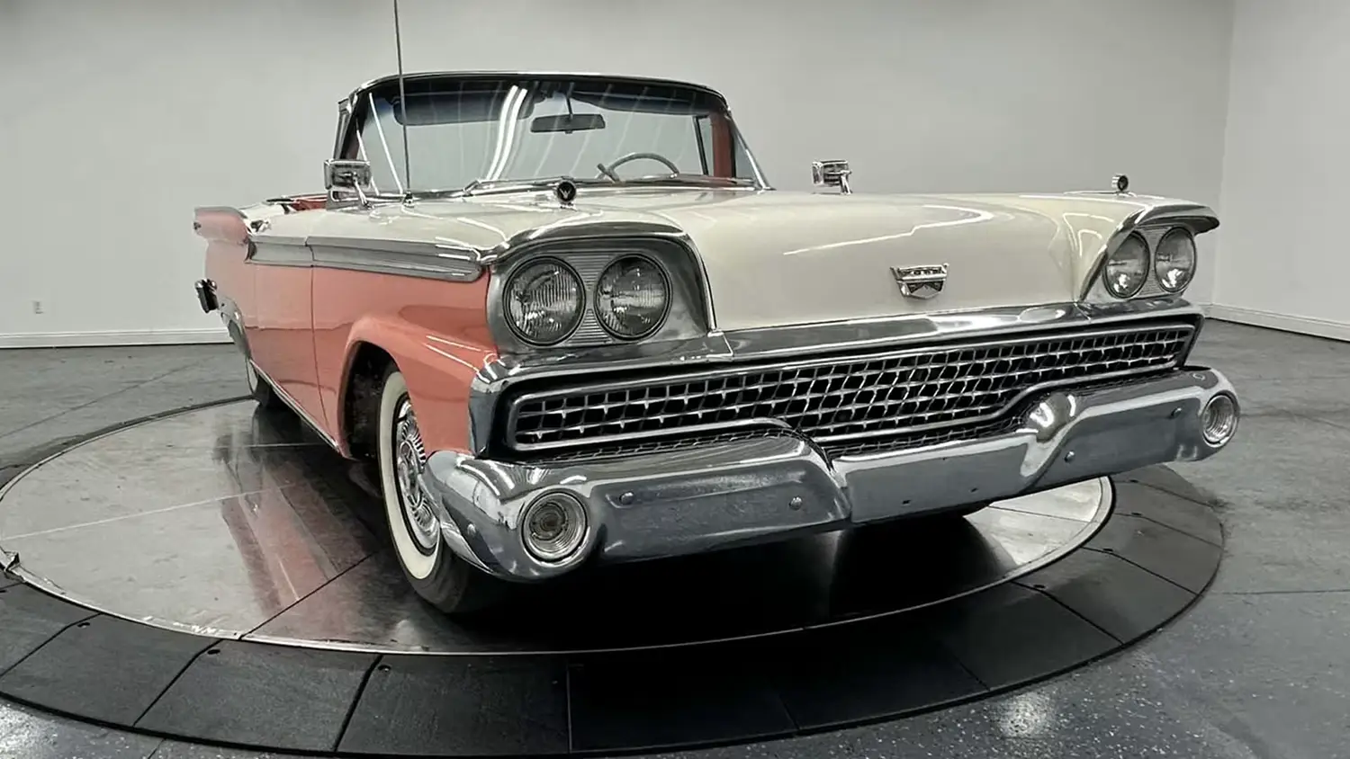 1959 Ford Fairlane 500 Galaxie Skyliner