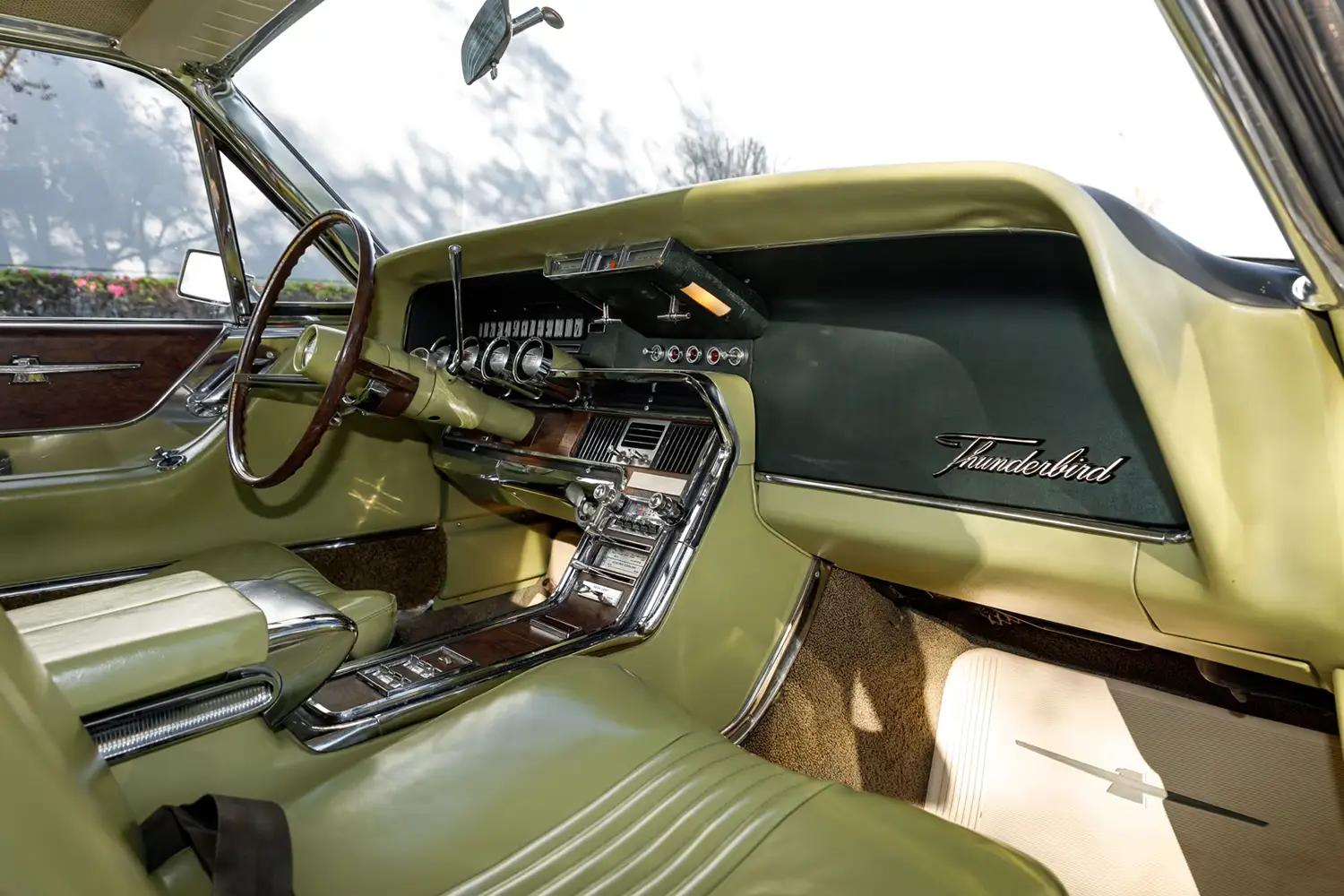 1964 Ford Thunderbird Landau