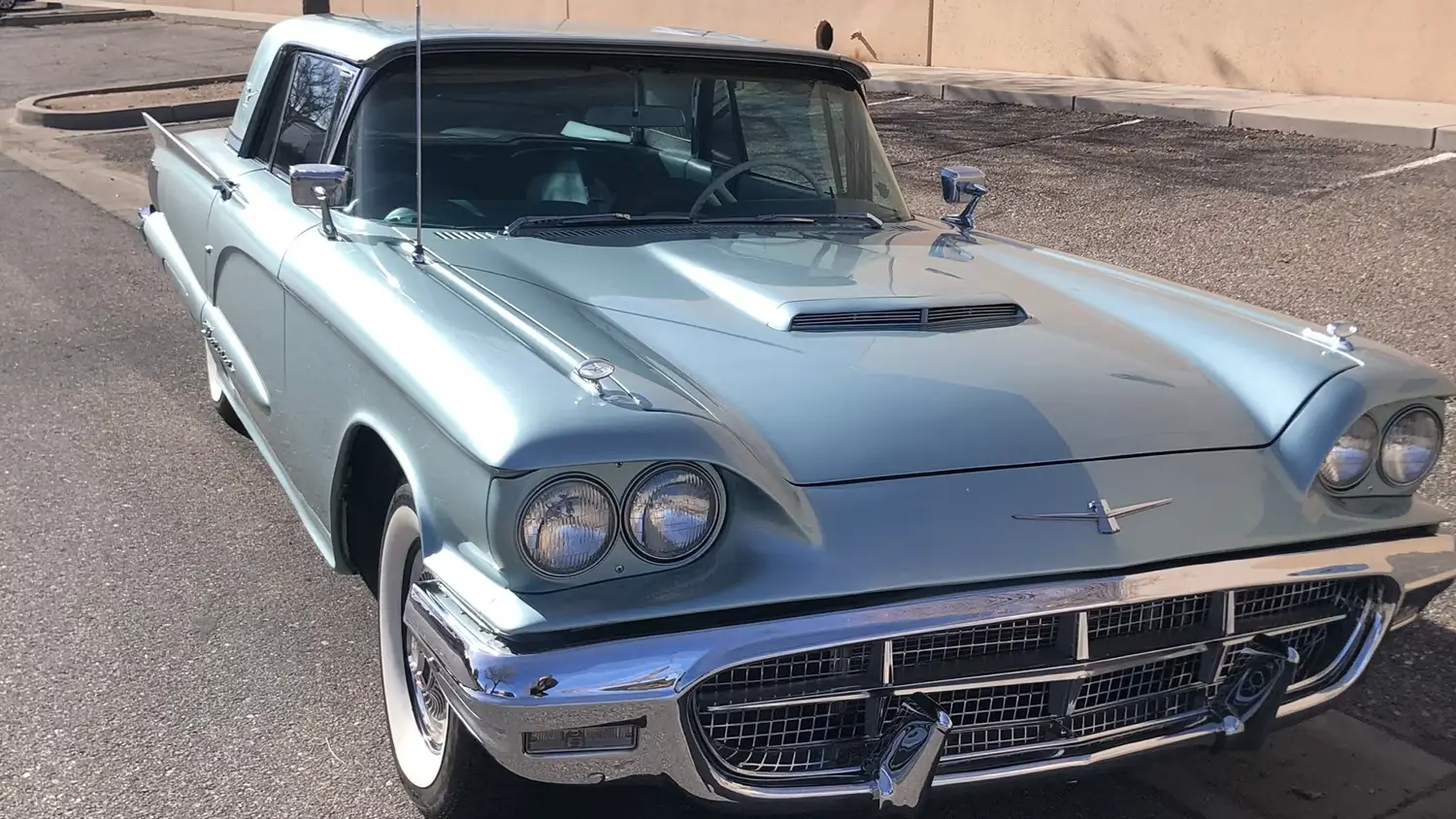 1960 Ford Thunderbird Hardtop
