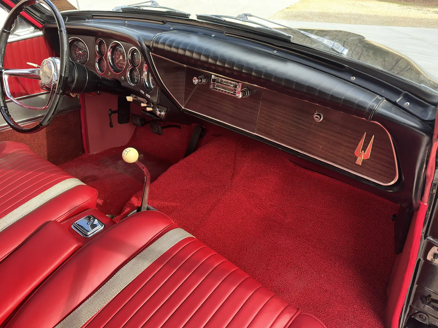 1963 Studebaker Gran Turismo Hawk